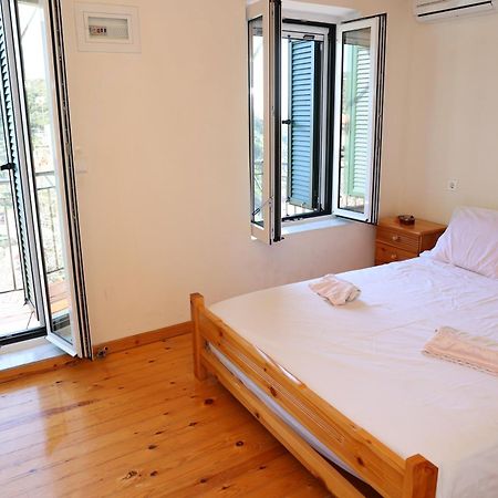 Mary'S Villas Plomari Eksteriør bilde